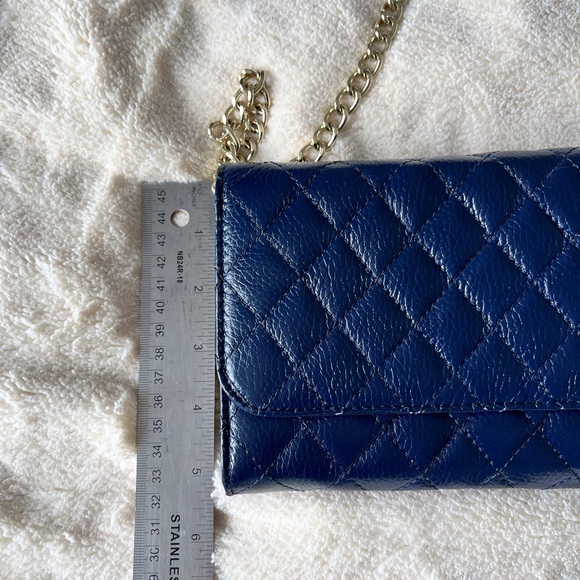 Zenith Navy Leather Quilted Purse - Picture 6 of 13